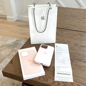 IPhone 13 Pro Max silicone case - pink